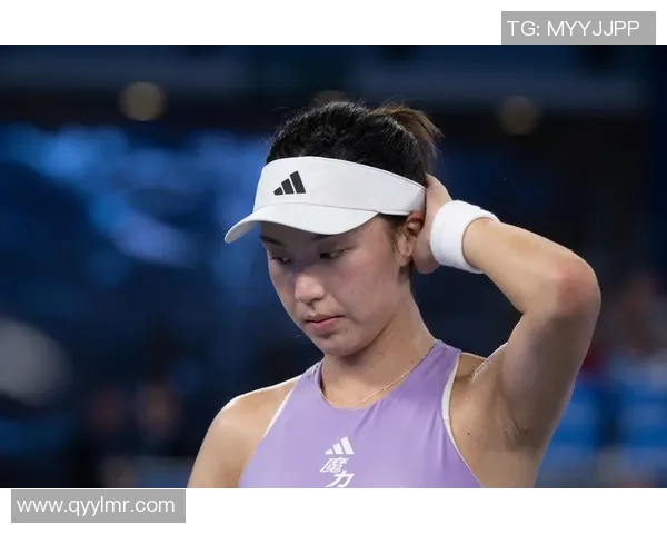 武汉网球队的灵活性揭秘：网球巨献背后的训练与策略探讨